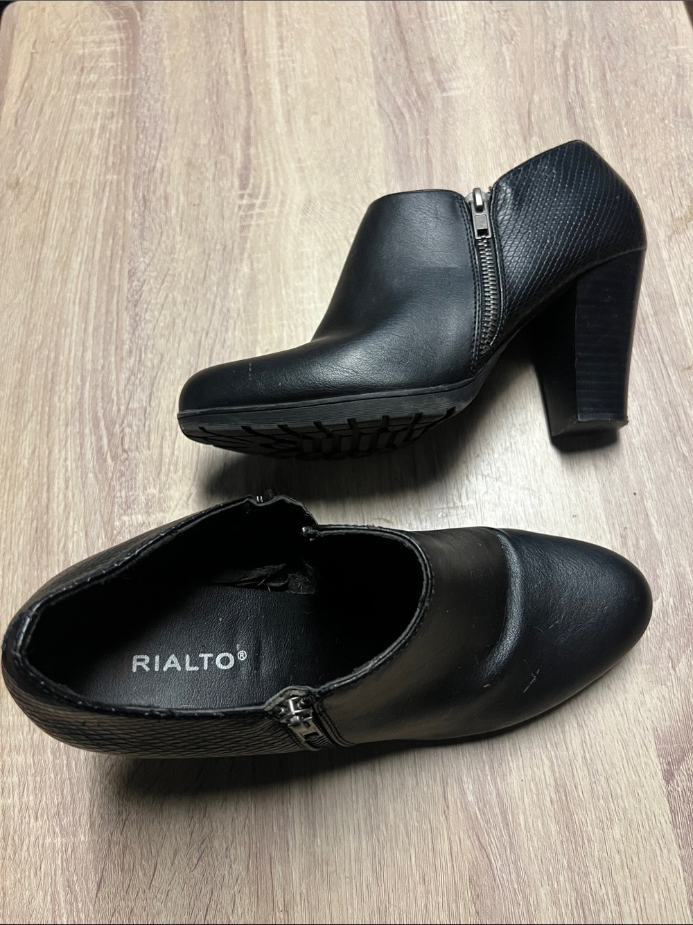 Rialto Black Leather Block Heel Ankle Booties